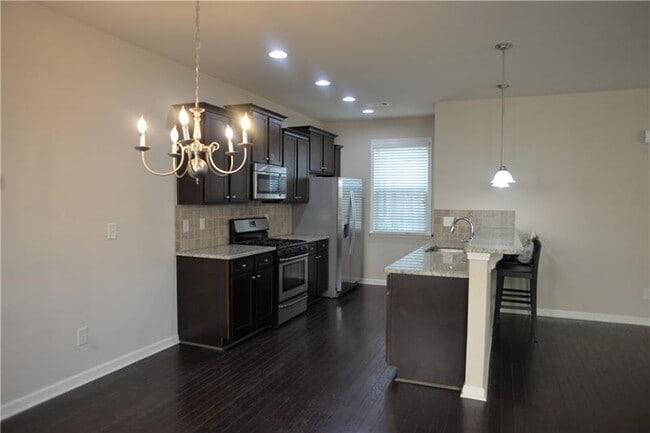 Building Photo - 776 Village Field Ct NW