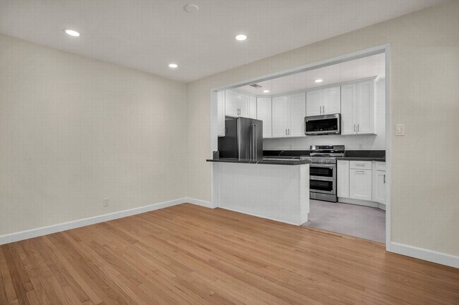Foto del edificio - Stunning remodeled home in Silverlake!!