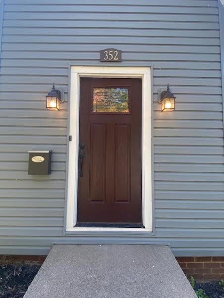 Foto del edificio - 352 W South St