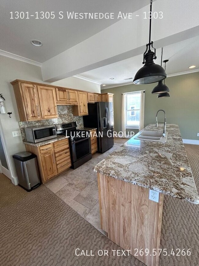 Foto del edificio - 1301-1305 S Westnedge Ave-1303