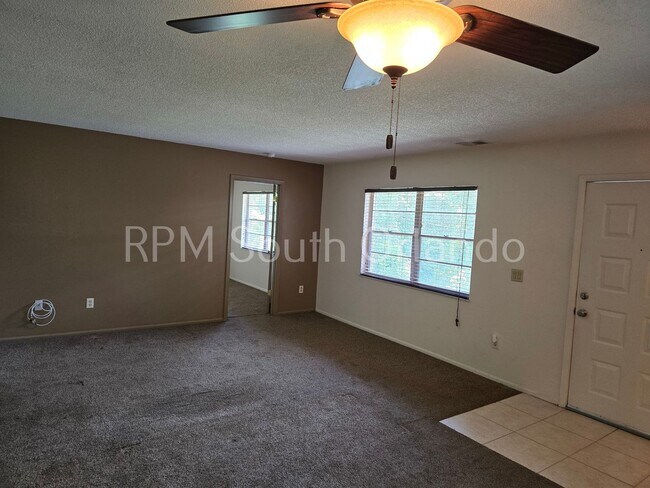 Foto del edificio - 88 Windtree Ln