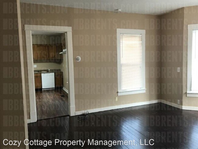 Building Photo - 2 br, 1 bath House - 100 Moore Street,