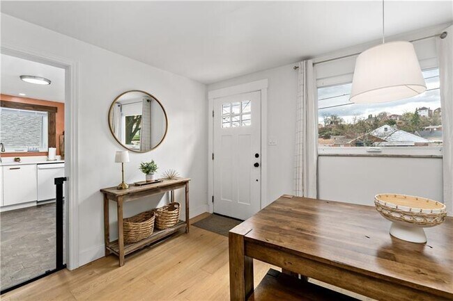 Foto del edificio - 4258 Glen Lytle Rd