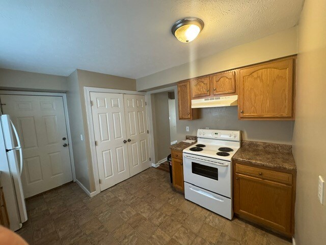 Foto del edificio - 5381 Big Tyler Rd