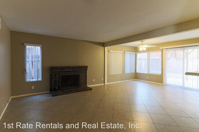 Foto del edificio - 3 br, 2.5 bath House - 23418 Shady Glen Ct
