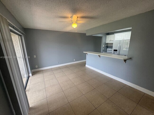 Foto del edificio - 4519 Treehouse Ln