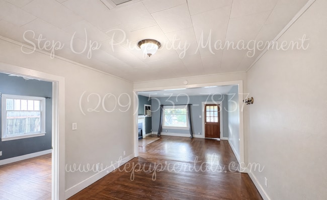 Building Photo - 169 Barretta St