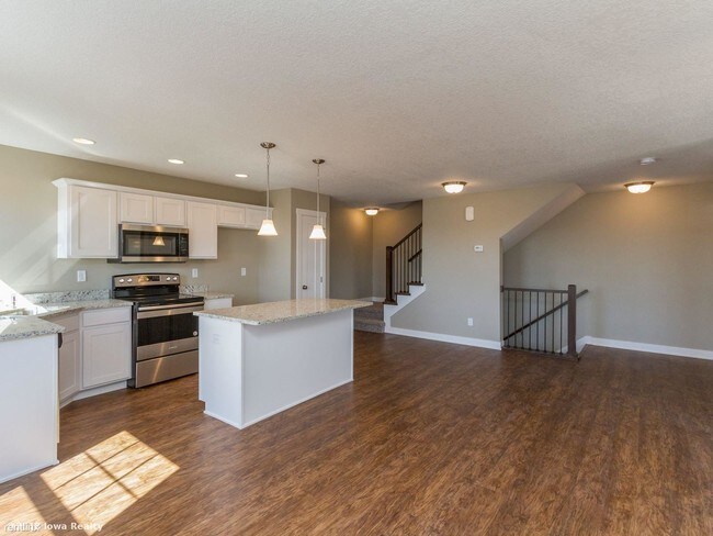 Foto del edificio - 3 br, 2.5 bath Townhome - Trestle Crossing...