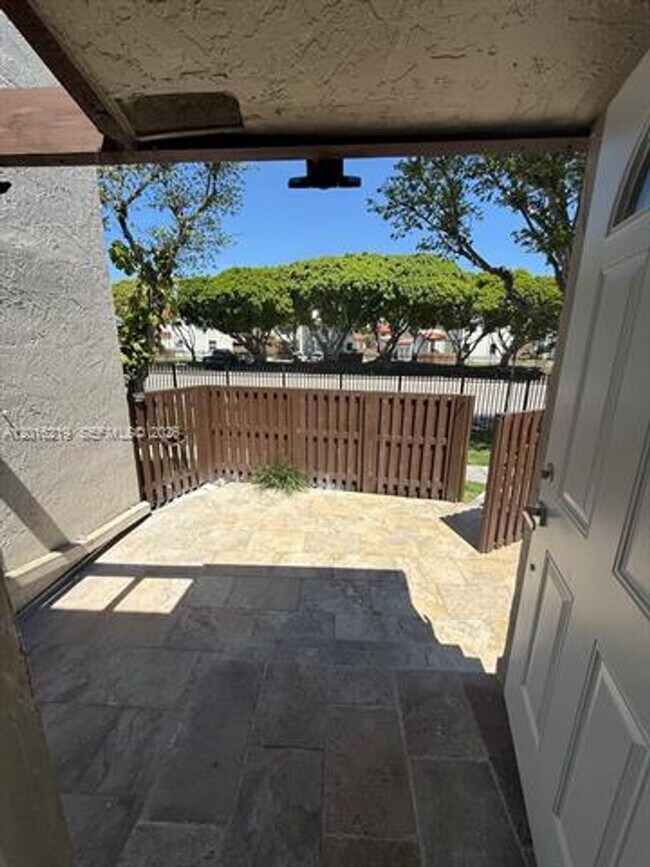 Photo - 10292 NW 9th St Cir Townhome