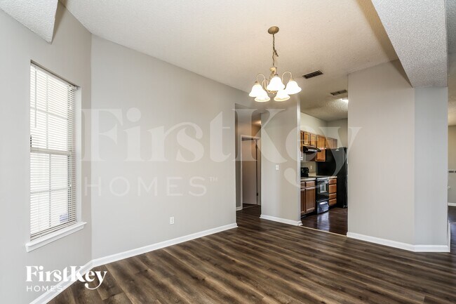 Building Photo - 12365 Mastin Cove Rd