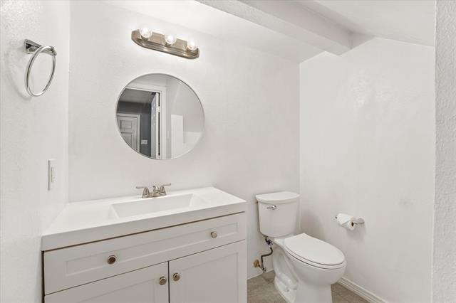 Foto del edificio - 6341 Bordeaux Ave