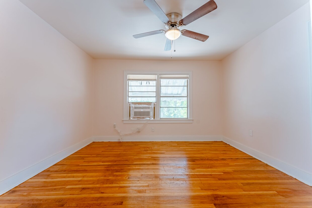 Primary Photo - Beautifully renovated 1 plus bedroom