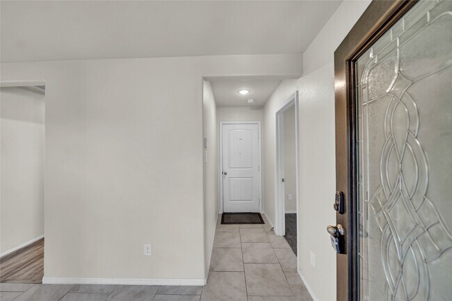 Building Photo - 29035 Jacobs River Dr