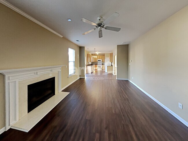 Foto del edificio - 13504 Armour Ridge Drive