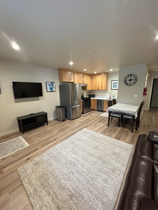 Foto del edificio - 2805 Harrison Ave