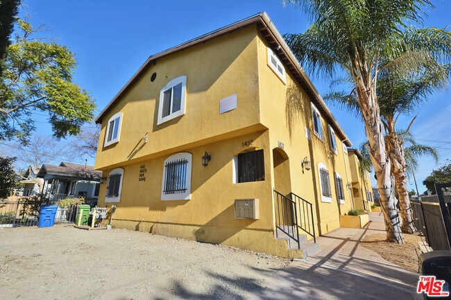 Foto del edificio - 1432 1/2 Ricardo St