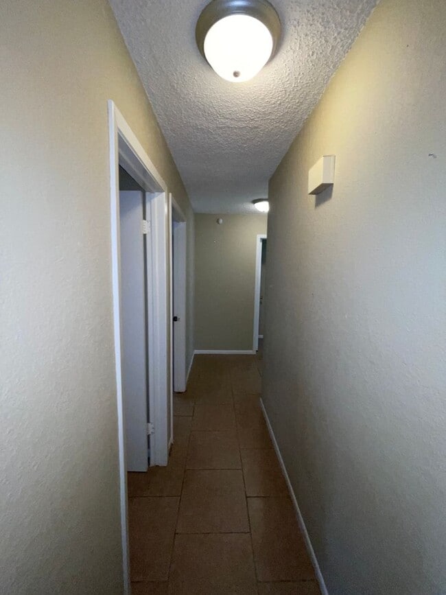 Building Photo - Great home Located in the hart of Flour Bluff. Walking distance to Flour Bluff schools