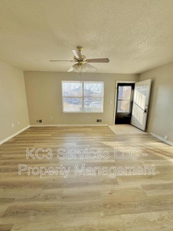 Foto del edificio - 208 SW 6 St