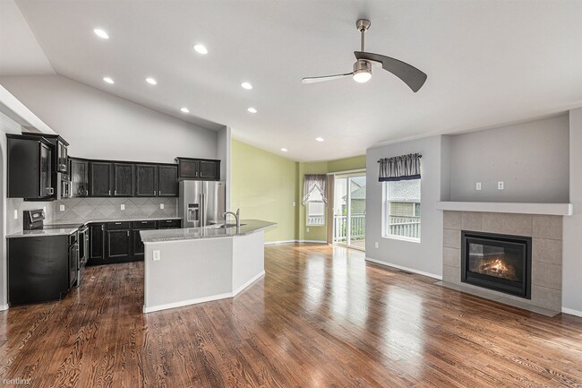 Foto del edificio - 3 br, 3 bath House - 6975 Thorn Brush Way