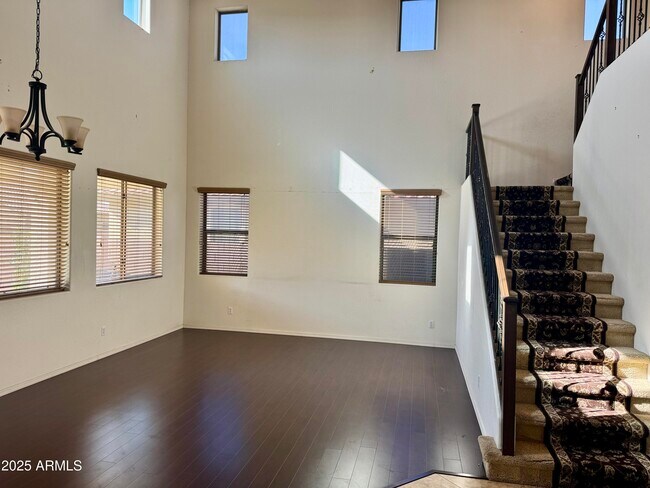 Foto del edificio - 3641 E Kingbird Pl