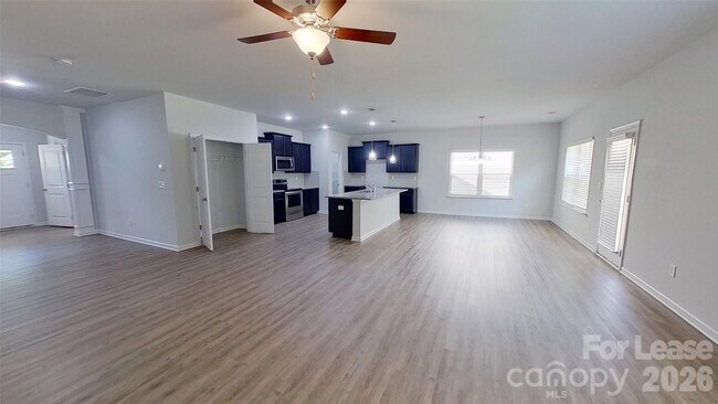 Foto del edificio - 4509 Cecilia Ln