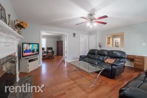 Building Photo - 4 br, 2 bath House - 1101 Laurel Hill Rd