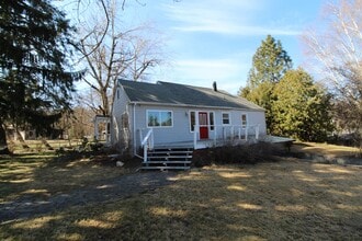 Building Photo - 10002 N Whitworth Dr