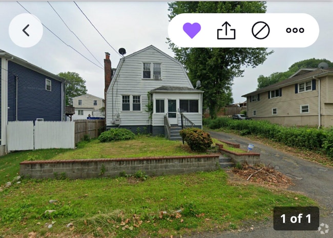 Building Photo - 535 Saunders Ave