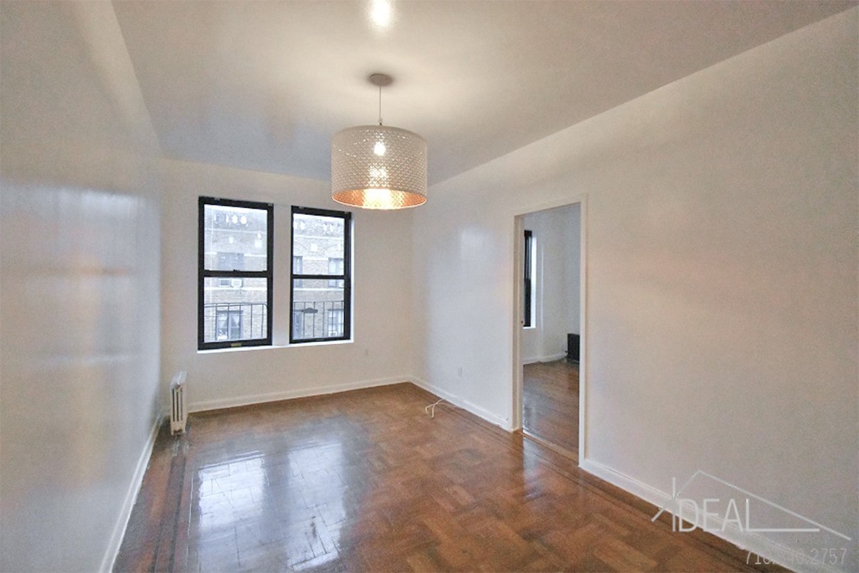 Primary Photo - 876 43rd St