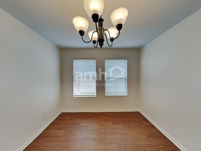 Foto del edificio - 3631 Barkers Crossing Ave
