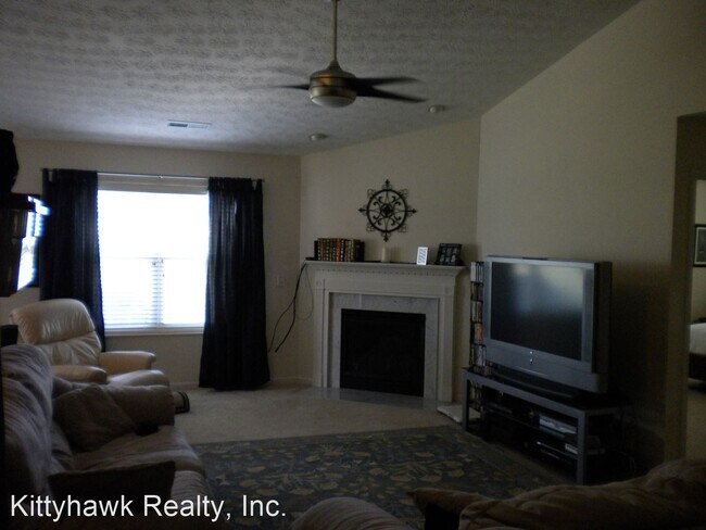 Building Photo - 3 br, 2 bath House - 273 Hess Court