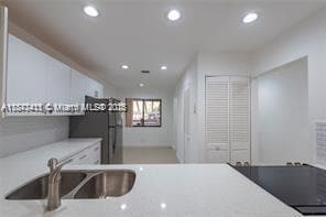 Foto del edificio - 679 Racquet Club Rd