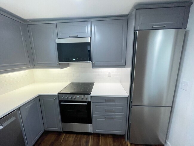 Foto del edificio - Newly Renovated 1 bedroom