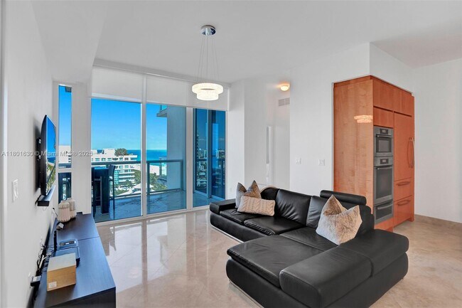 Foto del edificio - 50 South Pointe Dr