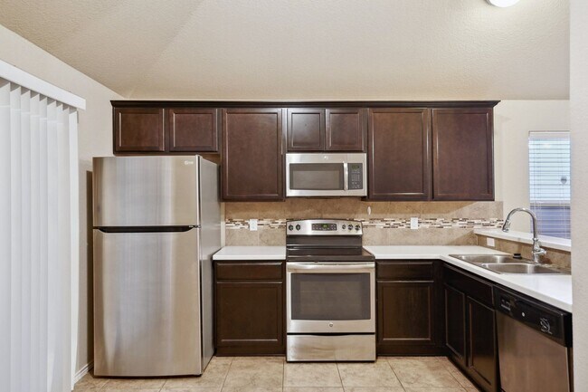 Foto del edificio - 3 Bedroom Single Family in San Antonio