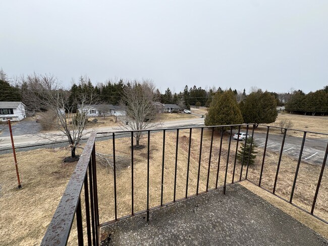 Building Photo - 37 Dobbin St