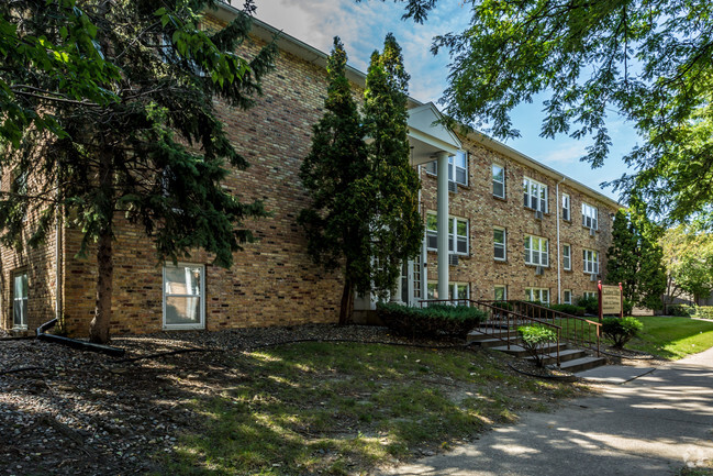 Building Photo - St. Anthony Village