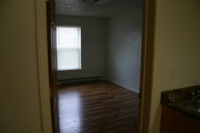 Foto del edificio - 75 Agway Ln