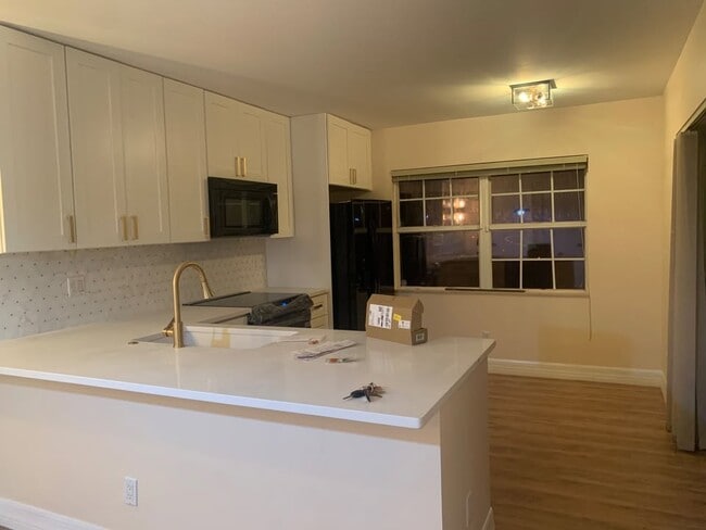 Photo - 1940 Hartford Ct Townhome