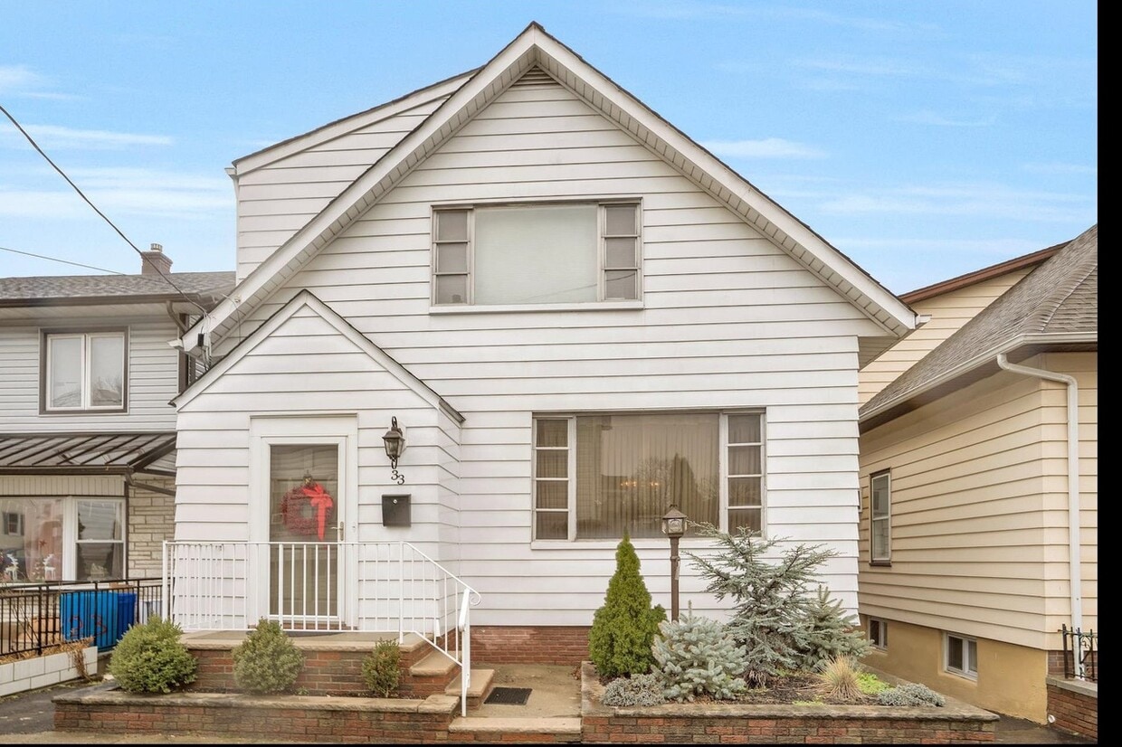 33 Lorrigan Pl Unit 2, North Arlington, NJ 07031 Apartments in North