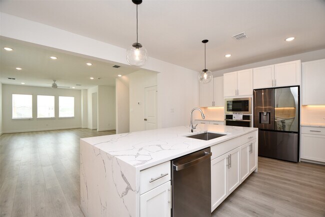 Foto del edificio - 2209 Via Laura Ln