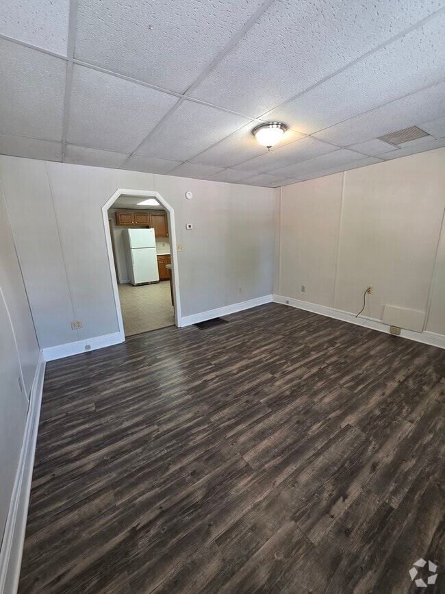 Building Photo - 24 N Kister St