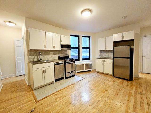 Primary Photo - 1 bedroom in NEW YORK NY 10032