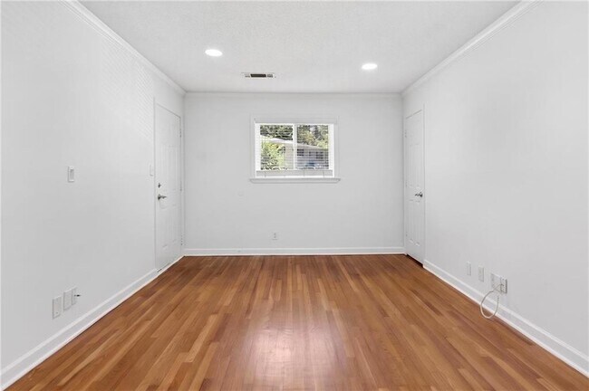 Foto del edificio - 255 Jefferson Pl