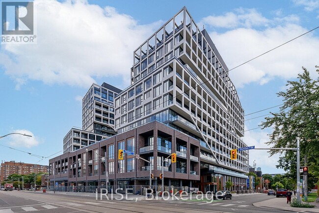 Building Photo - 115-115 Denison Ave