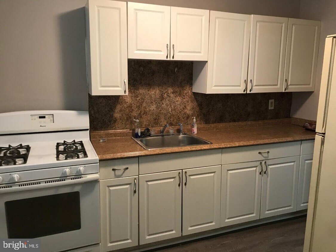 145 Lemmon Ave, Pemberton, NJ 08068 House Rental in Pemberton, NJ