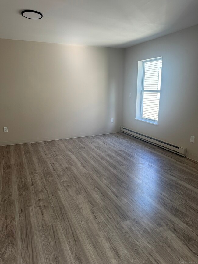 Building Photo - 50 Hunters Ave