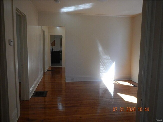 Building Photo - 500 Westcott St