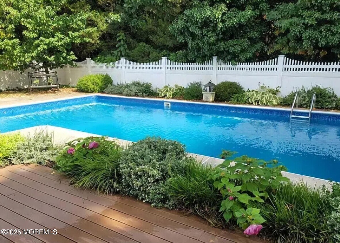 Foto principal - 100 Wicklow Ct