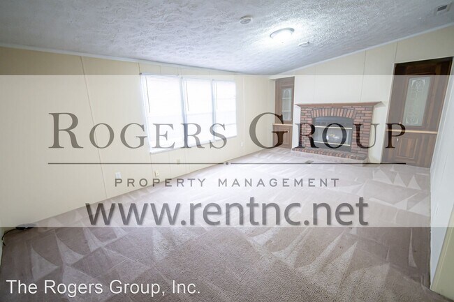 Building Photo - 3 br, 2 bath House - 379 Foster Rd